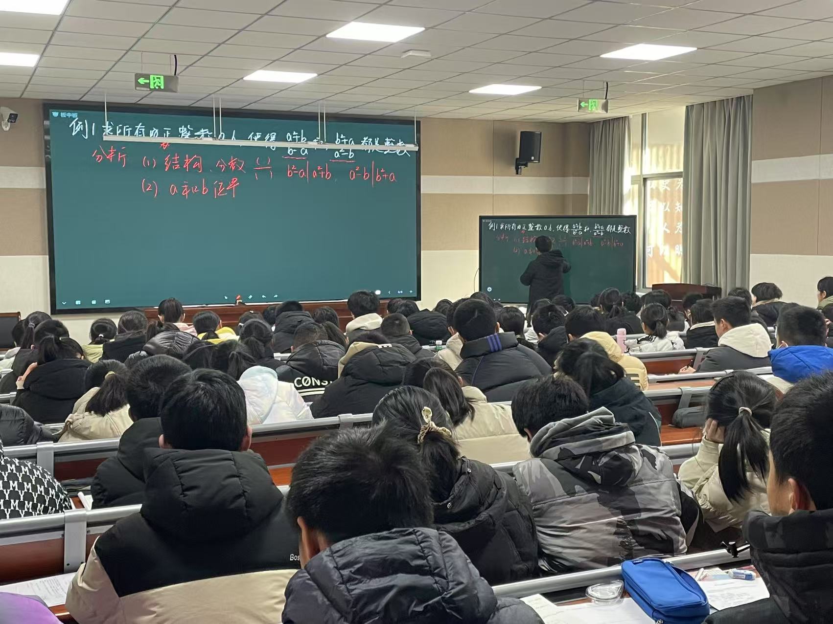 eecefbb38b081b8a8bda380bac2ec82.jpg